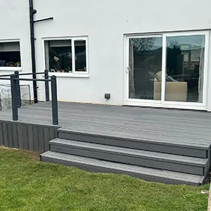 decking with stairs